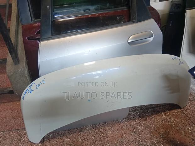 Wagon R 2015 Bonnet - main view