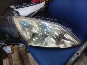 Honda CRV Re4 Headlight Xenon