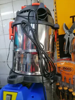 Top Deal 20l Aico Vacuum Cleaner
