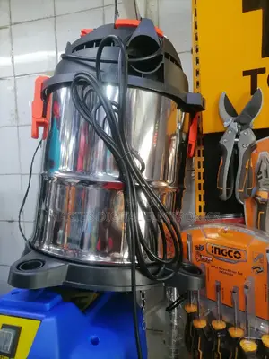 High Standard 20l Aico Vacuum Cleaner