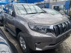 Toyota Land Cruiser Prado 2.7 2018 Ivory