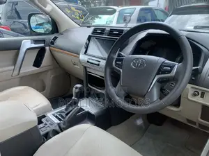 Toyota Land Cruiser Prado 2.7 2018 Ivory