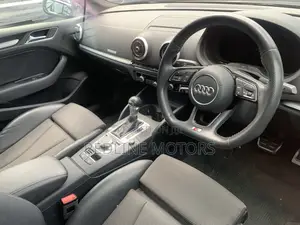 Audi A3 2.0T Premium AWD quattro Sedan 2018 Black