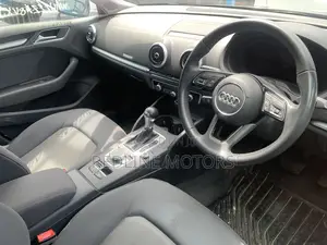 Audi A3 2.0T Tech Premium FWD 2018 Black