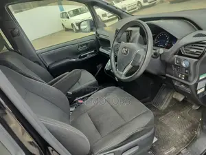 Toyota Esquire 2018 Black