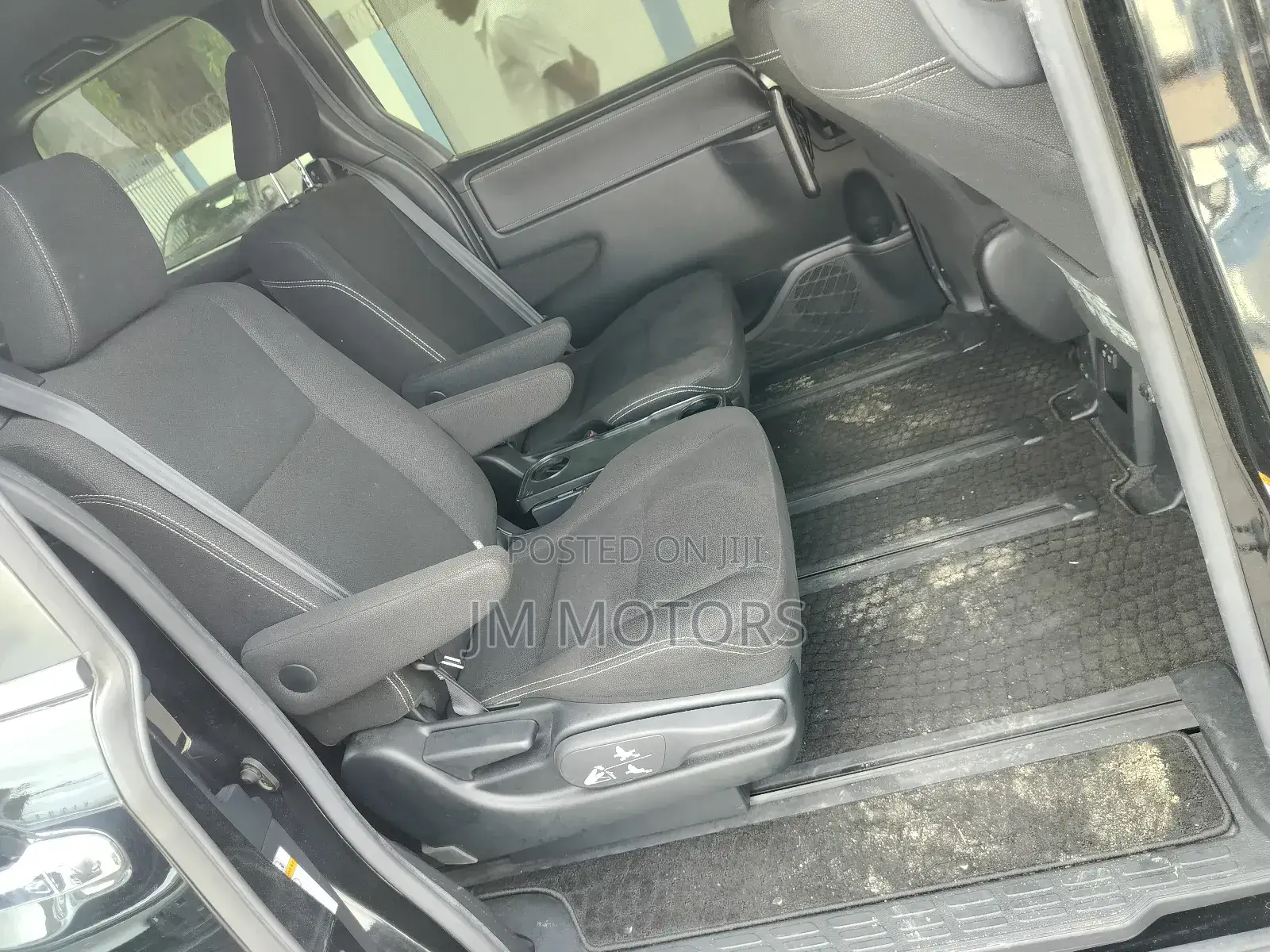 Toyota Esquire 2018 Black