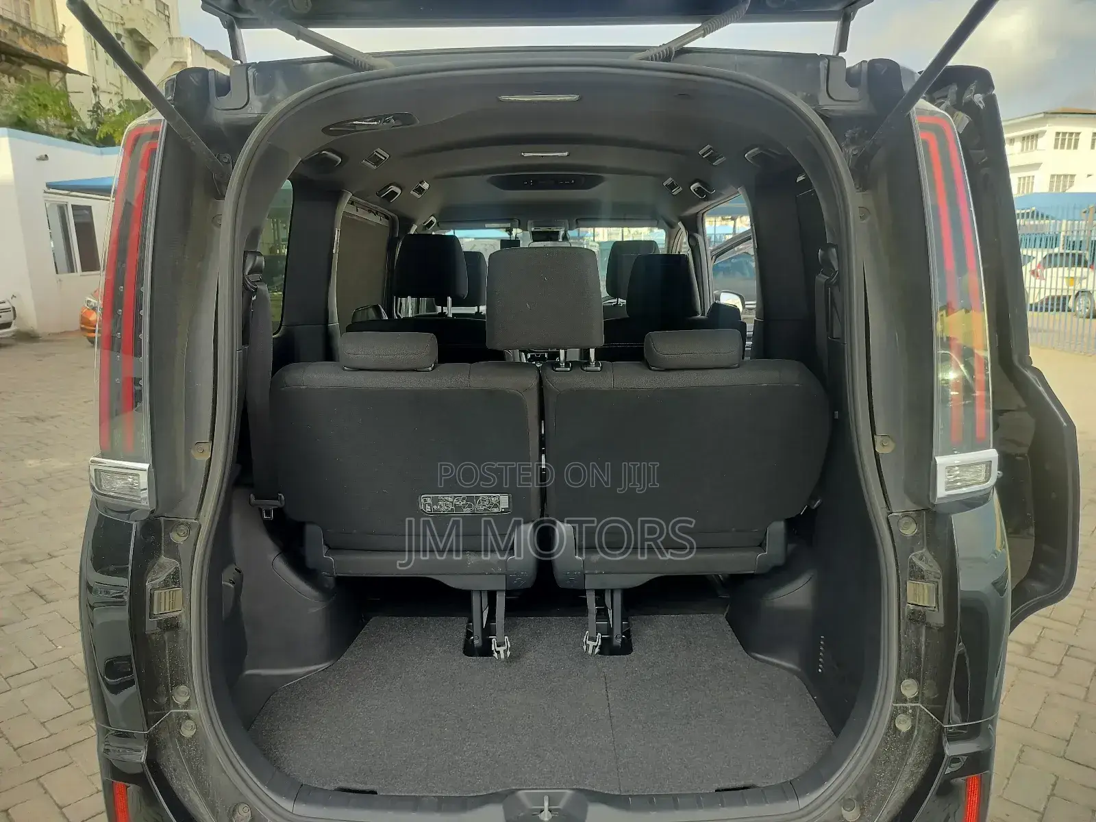 Toyota Esquire 2018 Black
