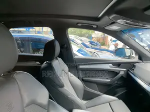 Audi Q5 2.0T Premium AWD quattro 2018 Off white