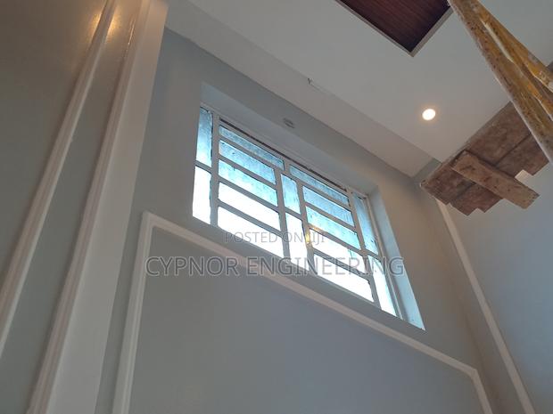 Wifi Wonders Smart Curtain Rails Unveiled - thumbnail 3