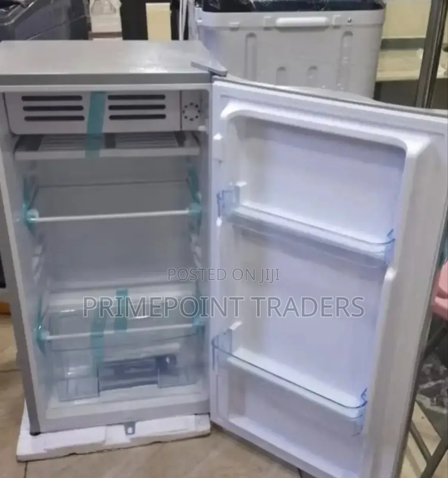 Refregirator Ipcona 90l, Single Door; Brand New
