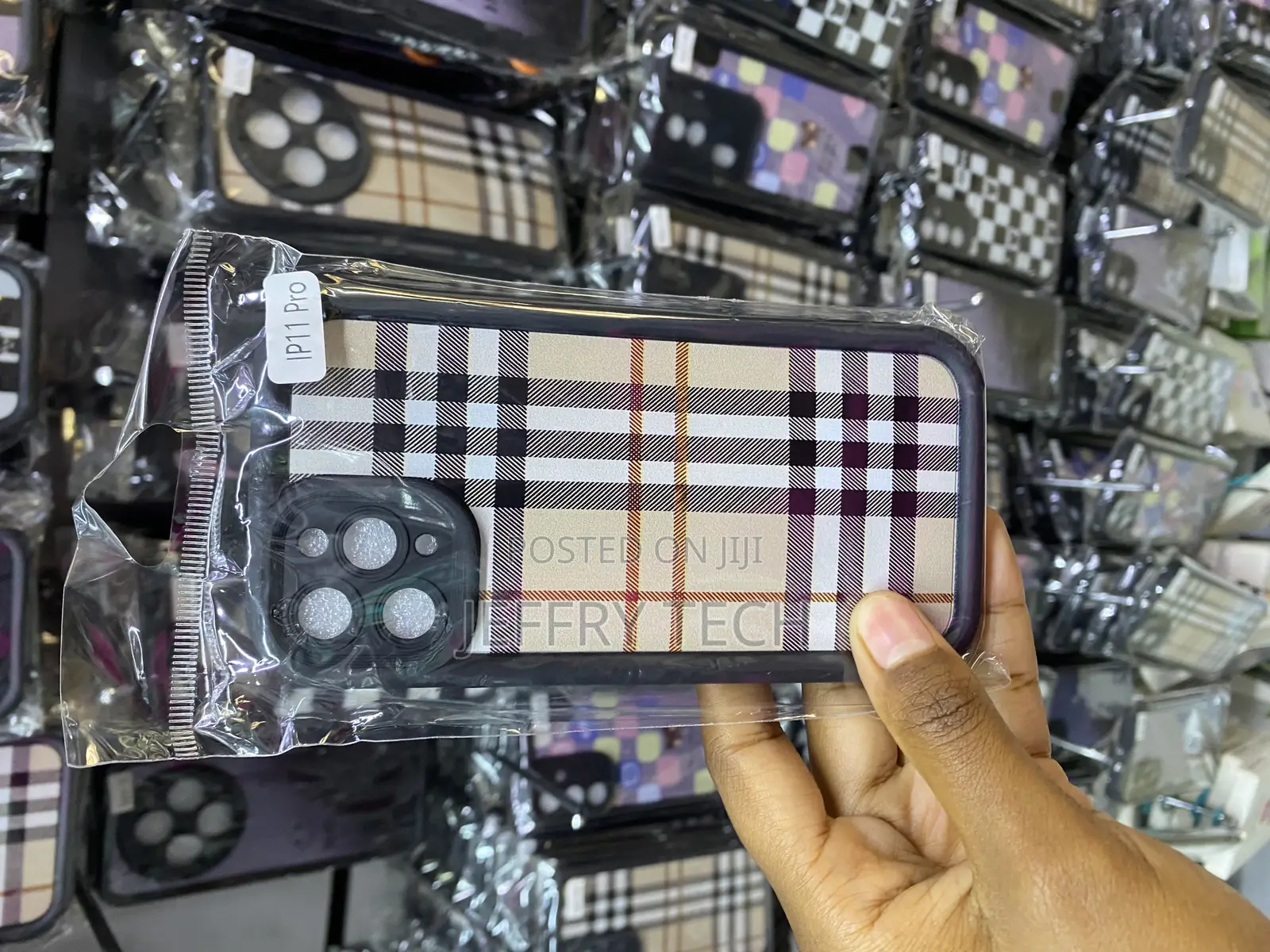 Mixne Tartan Grid Stripe Fabric Phone Cover for iPhone 11