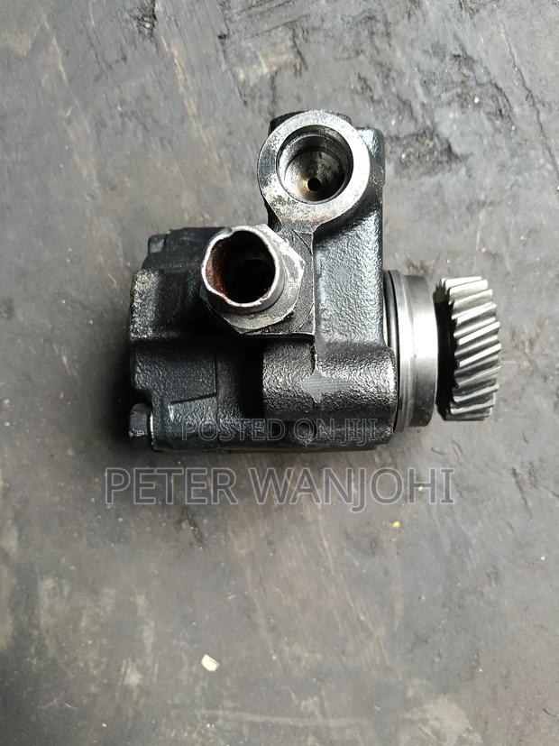 Mitsubishi Fh Power Steering Pump - main view