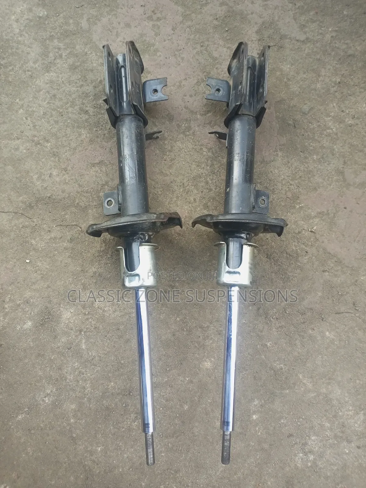 Suzuki Baleno Front Shocks.