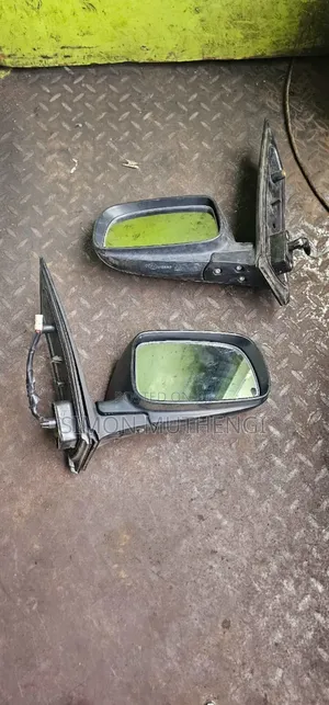 Wish 2005 Model Side Mirrors