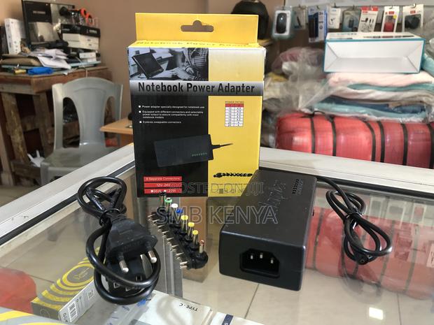 Universal Notebook Power Adapter - main view