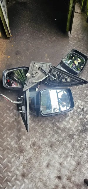 Nissan Reliable Exterior Side Mirrors (Price Per Piece)