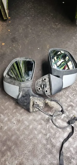 Nissan Note Non-Signal Side Mirrors