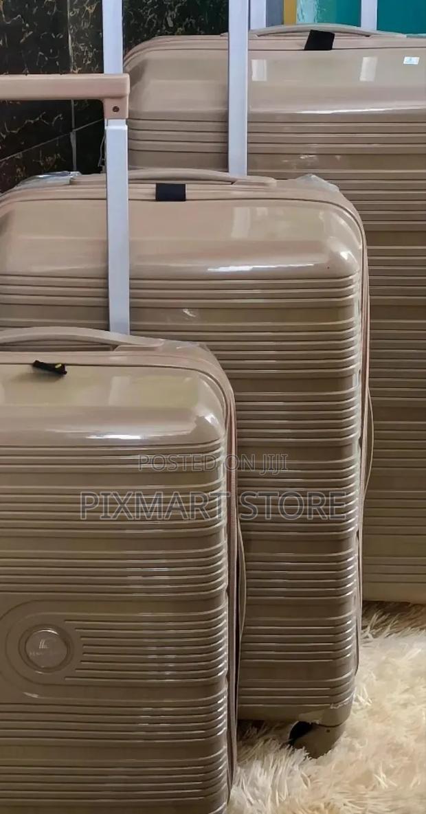 Tough, Stylish, and Ready to Roll 3-in-1 Luggage Combo