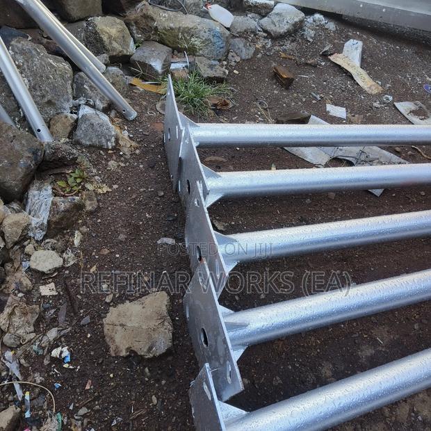 Professional Street Light Pole Fabrication - thumbnail 2