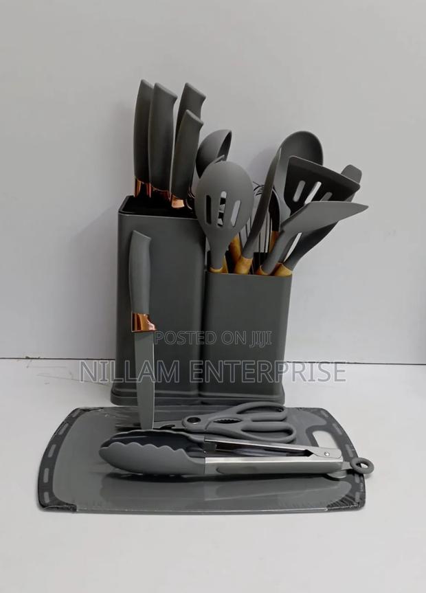 19pc Silicon Spoon Set + Knife Set + Bamboo