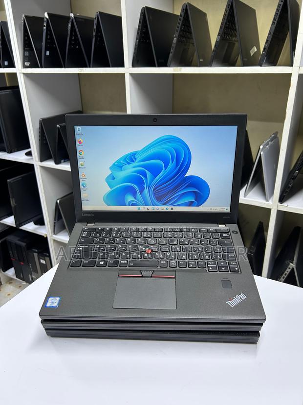 Laptop Lenovo ThinkPad X270 8GB Intel Core I5 SSD 256GB - main view