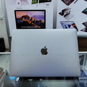 Laptop Apple MacBook Pro 2020 16GB Intel Core i7 SSD 512GB