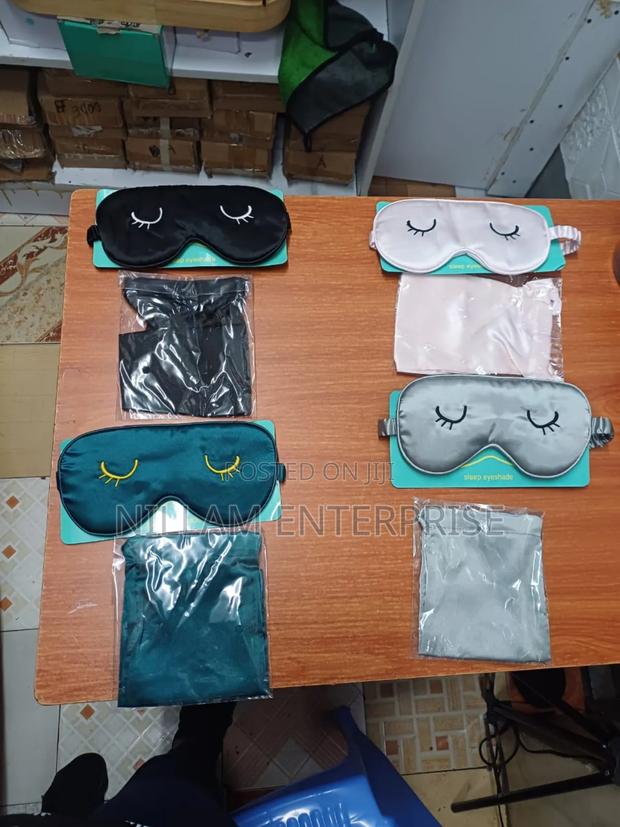 Quality Silk Sleeping Eye Mask - thumbnail 3