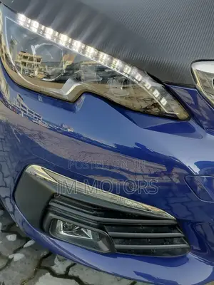 Peugeot 308 2018 Blue