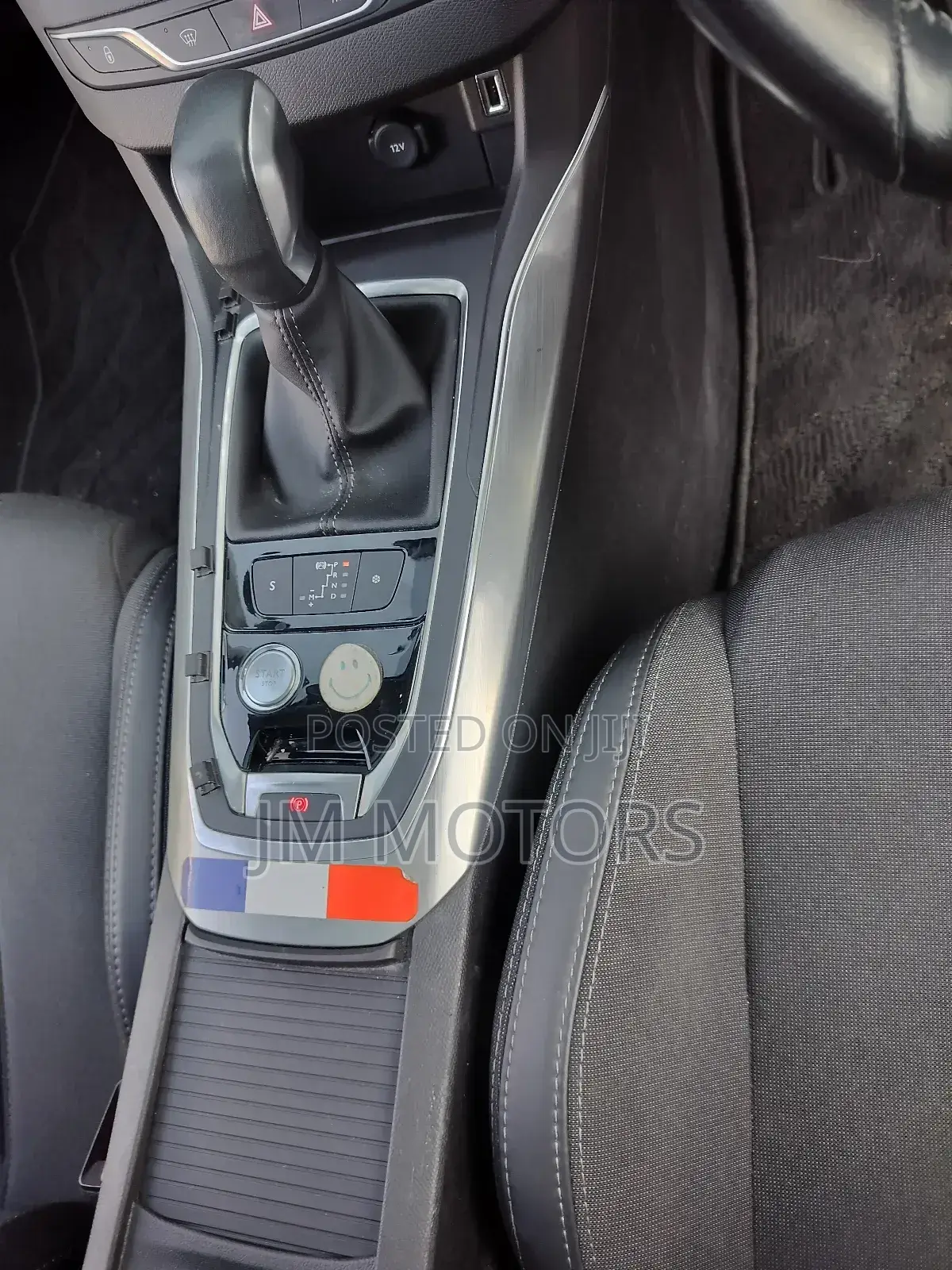 Peugeot 308 2018 Blue