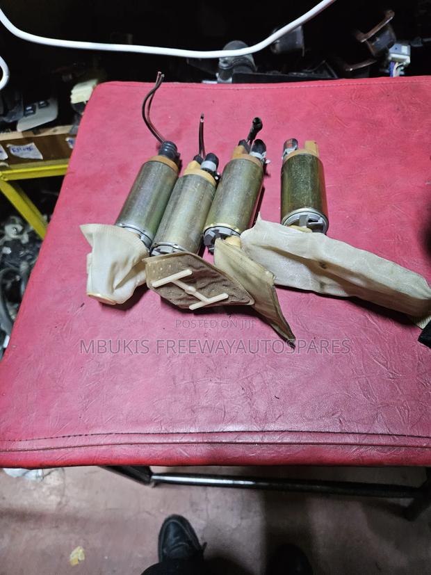 Looking for Fuel Pump Nissan Big Pin - thumbnail 2