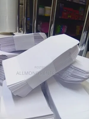 100 Pieces of White Medical Envelopes - Economics