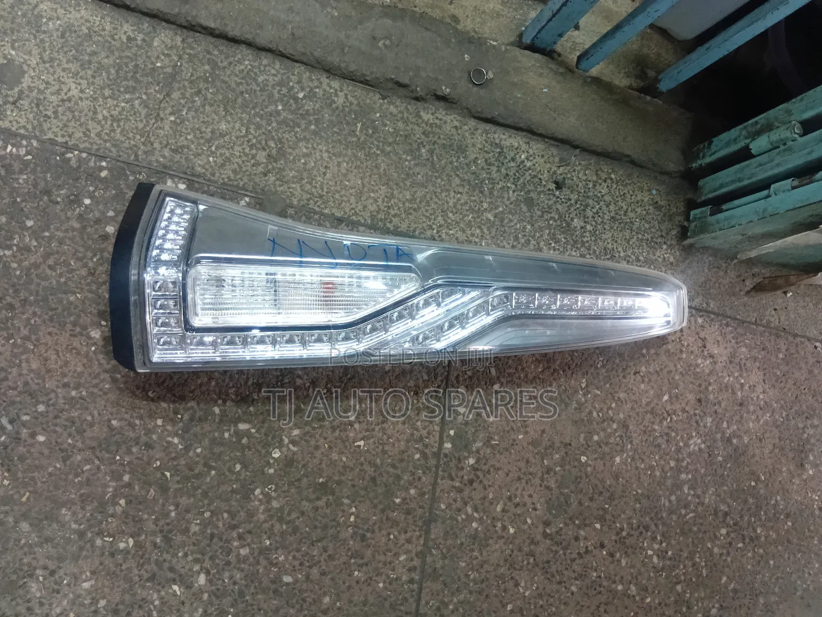 Serena New Taillight