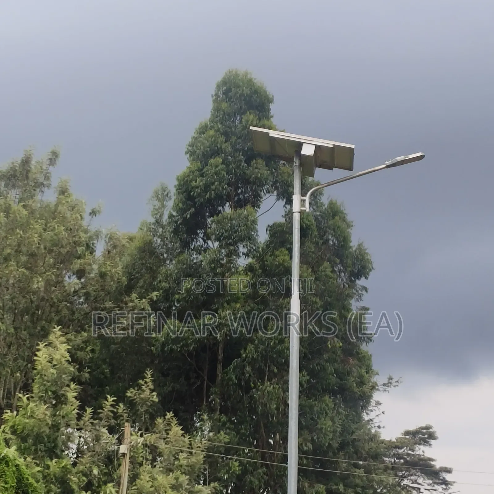 Galvanized Steel Lighting Poles With Custom Brackets