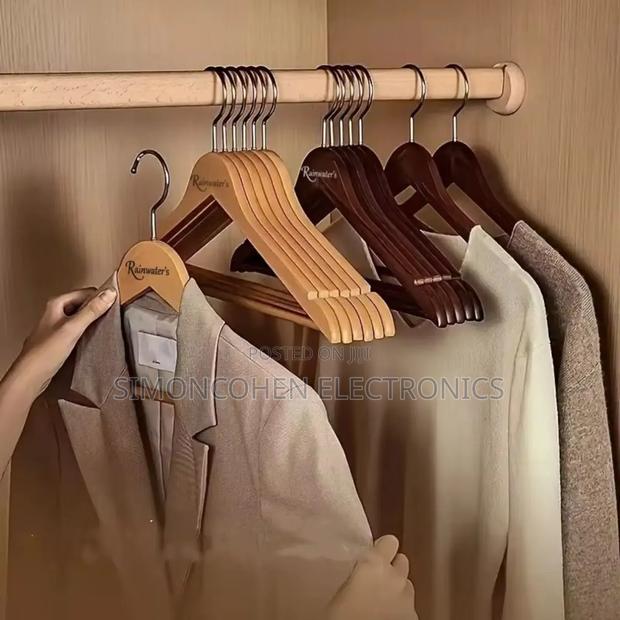 10pcs Glossy Finish Non Slip Wooden Hangers