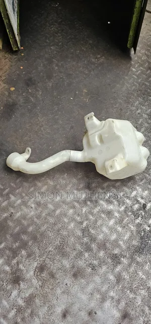 Reliable Windshield Washer Bottle Available