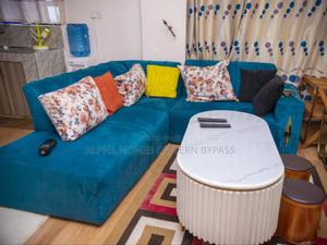 Luxurious Penthouse With Stunning Views Along Eastern Bypass - thumbnail 2