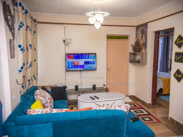 Luxurious Penthouse With Stunning Views Along Eastern Bypass - thumbnail 4