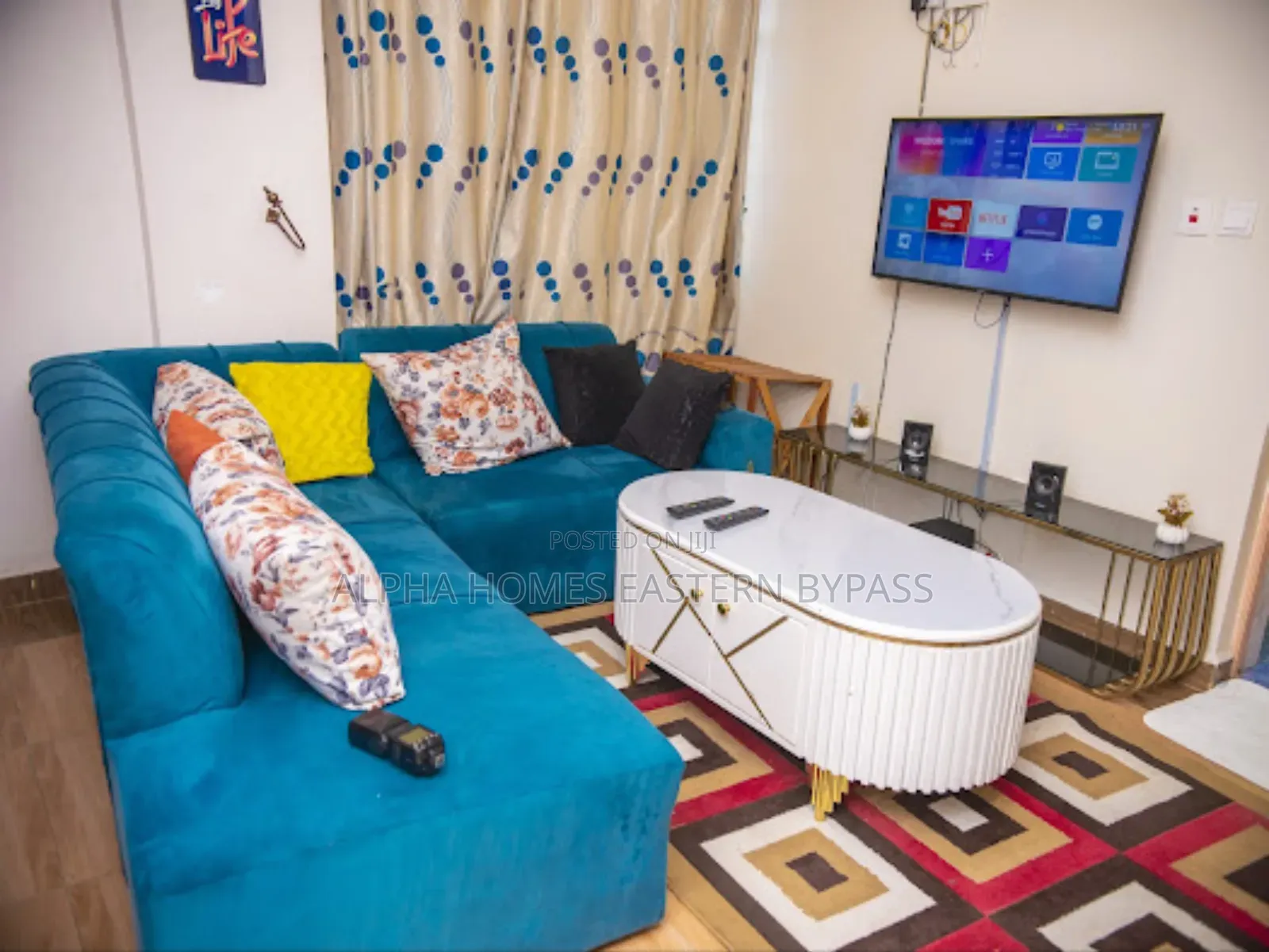 Luxurious Penthouse With Stunning Views Along Eastern Bypass