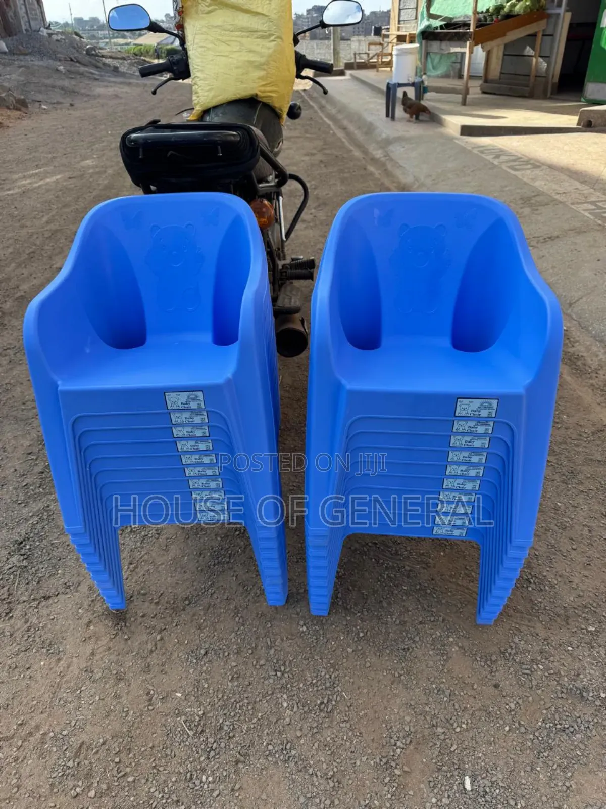 Good Quality Plastic Chairs.Strong and Durable Chair