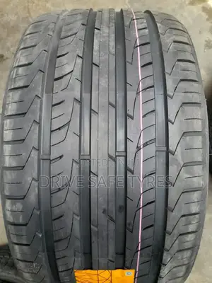 325/35 R 22 Naats Tyre Low Profile