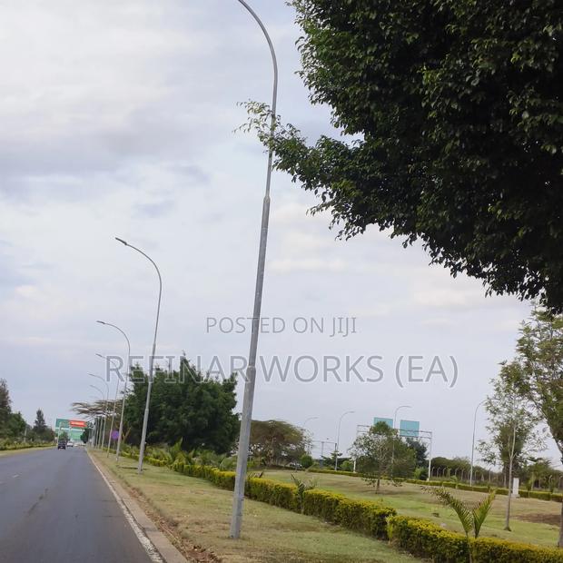 High Wind Resistance Street Light Poles - thumbnail 2