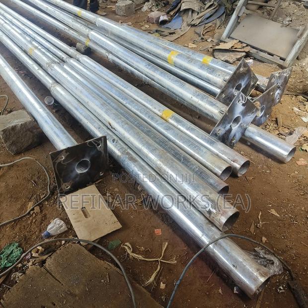 High Wind Resistance Street Light Poles - thumbnail 4