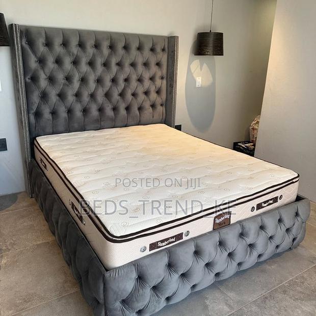 5 by 6 Fully Buttoned Chester Bed
