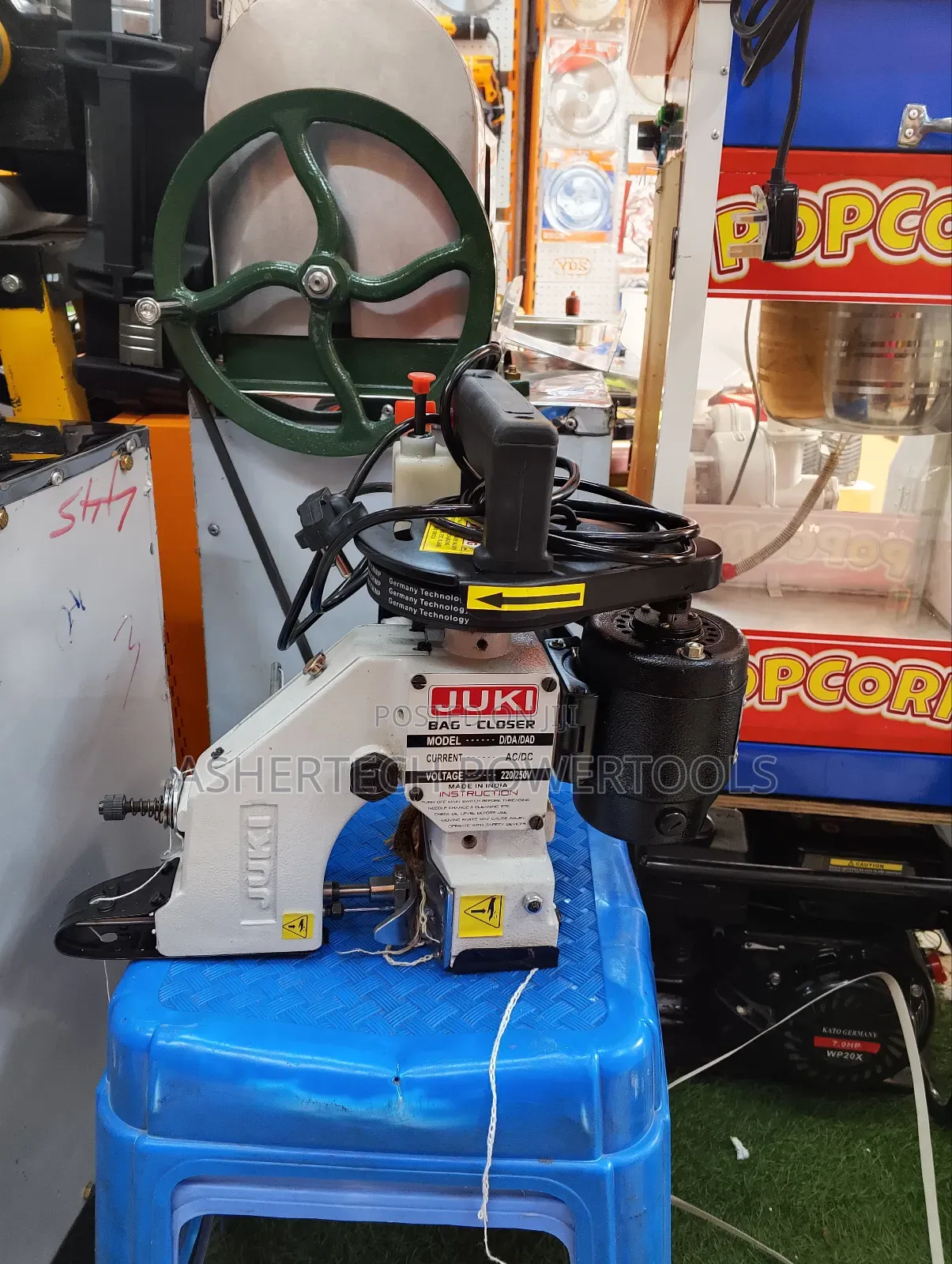 Juki Bag Closer Machine