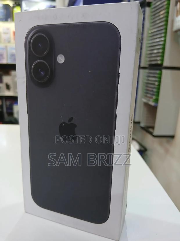 New Apple iPhone 16 128 GB Black - thumbnail 2