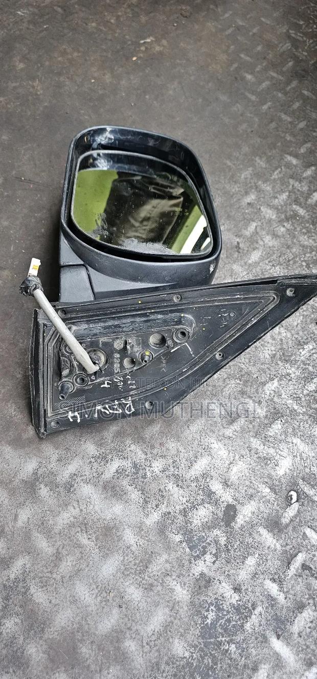 Toyota Rav4 Side Mirrors Available - thumbnail 2