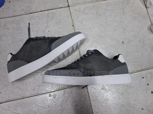 Men's Shoes Number 8 - thumbnail 3