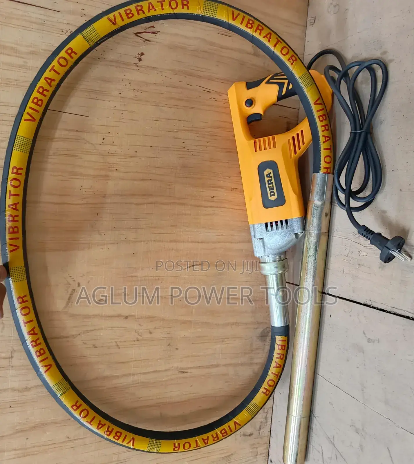 Dera Electric Vibrator 1300w