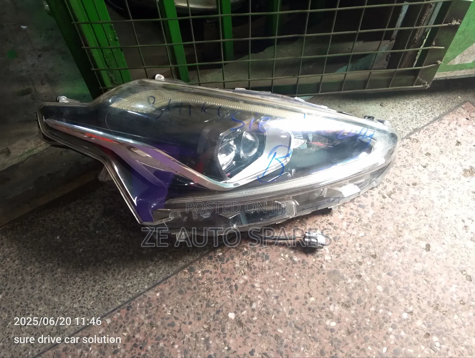 Sienta New Model Headlight Xenon