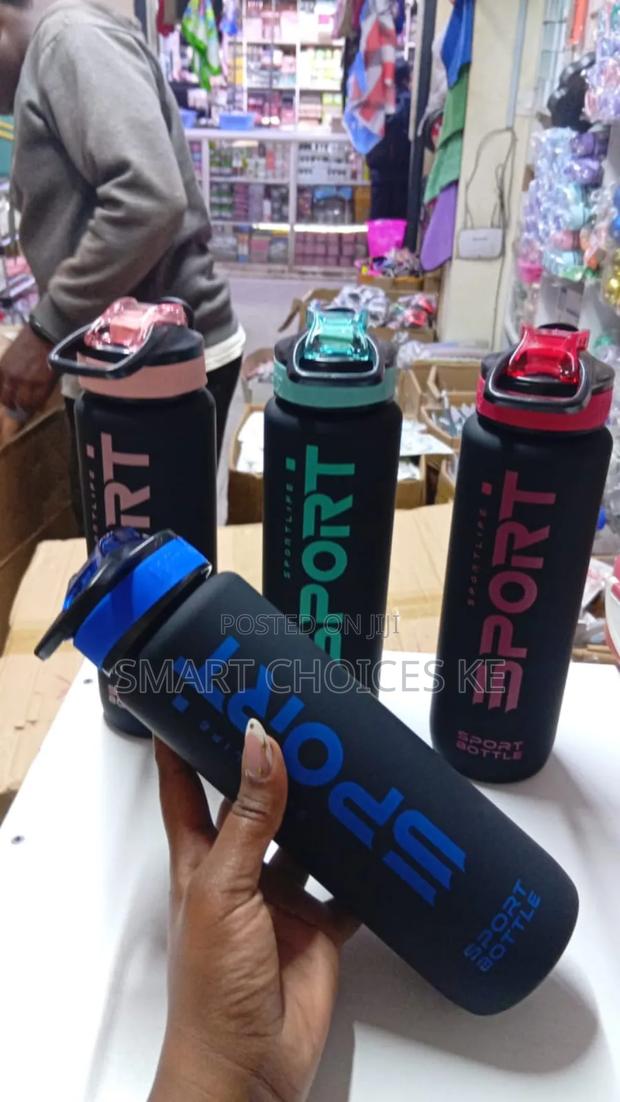 Sport Bottles* Capacity 1000ml - thumbnail 3